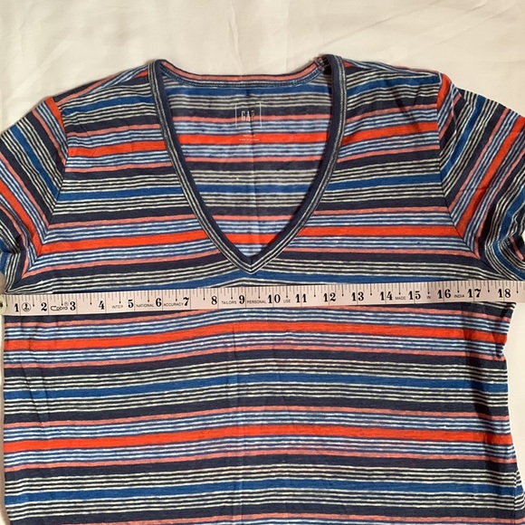 GAP basic tees - Picture 6 of 7